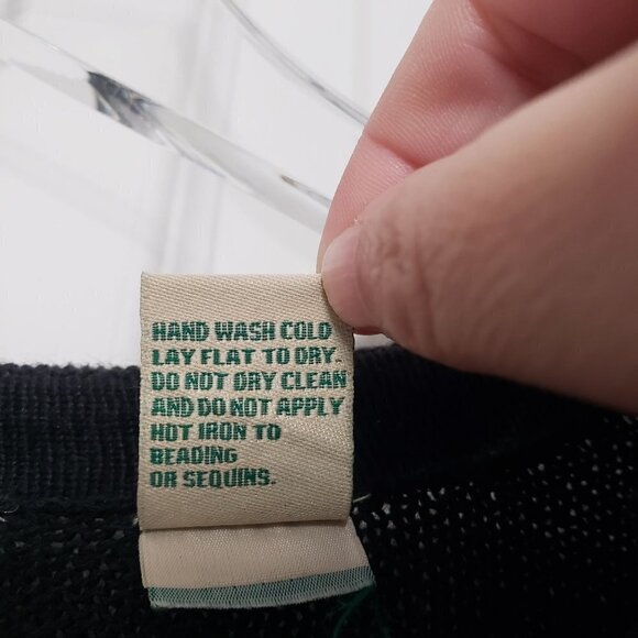 Design Options Holly Berry Cardigan Beaded Sequin Holiday Sweater Womens Sz XL - Picture 7 of 12